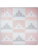 Katherine Quilt by It’s Sew Emma 42.5"x42.5" - Fat quarter Baby Book